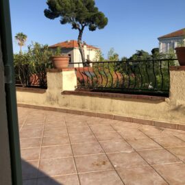 Appartement dans VILLA à Cannes avec jardin